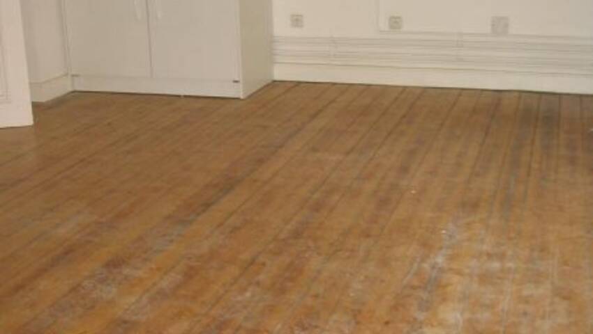 7405388b - Attribut alt par défaut.