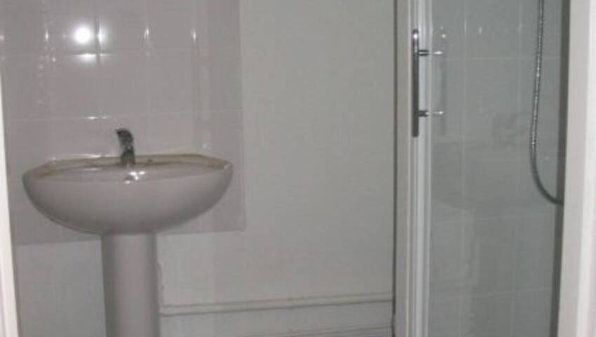 7405388c - Attribut alt par défaut.