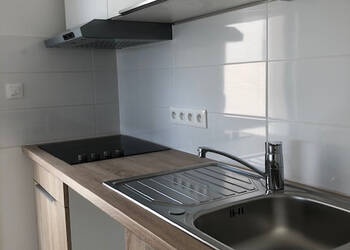 36654804b - Attribut alt par défaut.