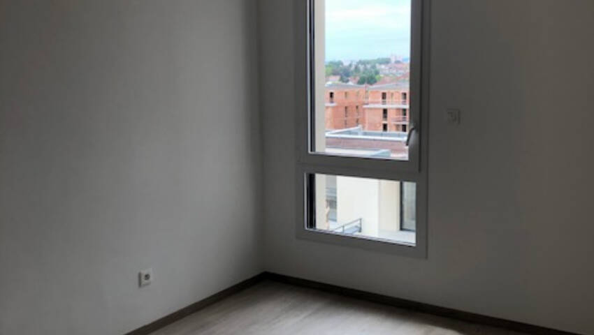 36654804e - Attribut alt par défaut.