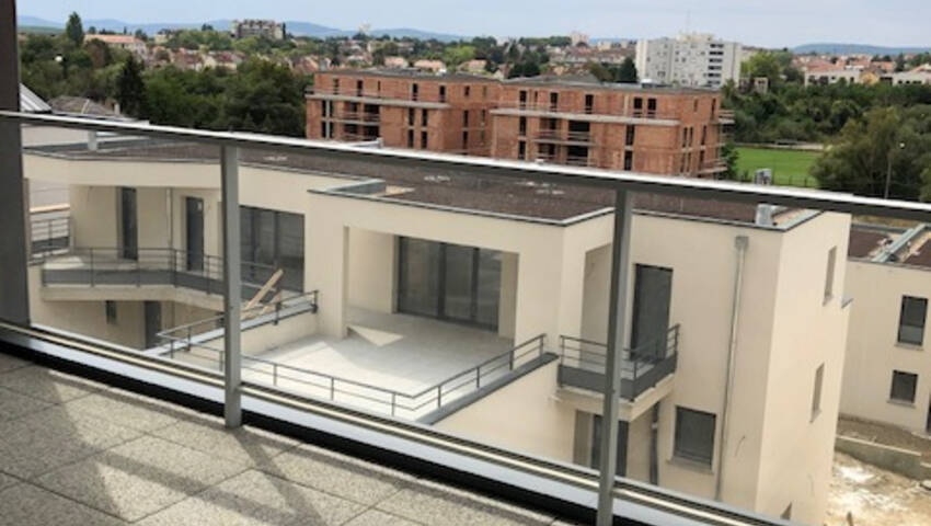 36654804f - Attribut alt par défaut.