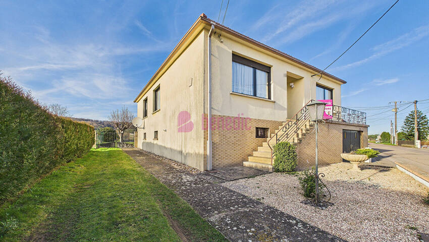 60143170b - Attribut alt par défaut.