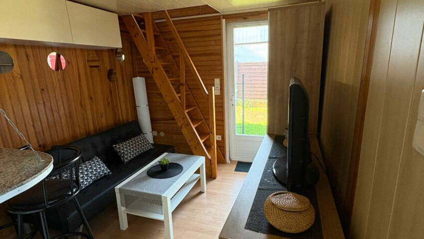 60144682c - Attribut alt par défaut.