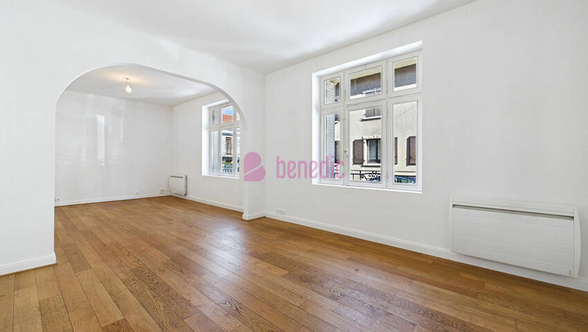 60144369l - Attribut alt par défaut.