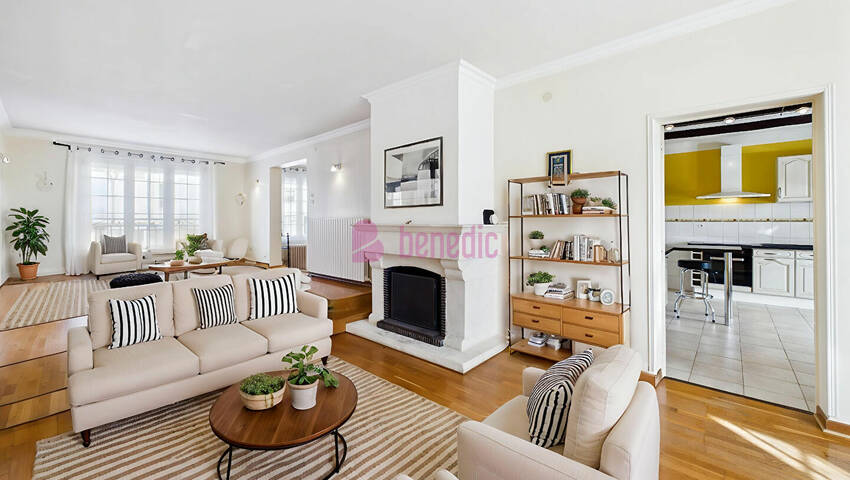 60152374a - Attribut alt par défaut.