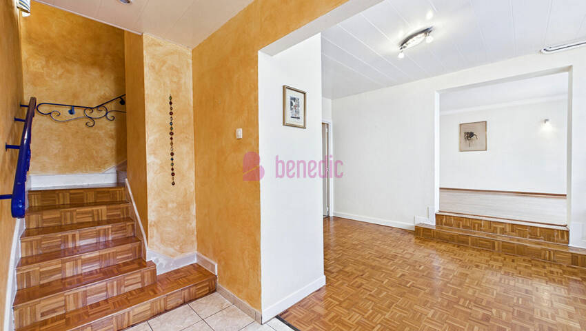 60152374c - Attribut alt par défaut.