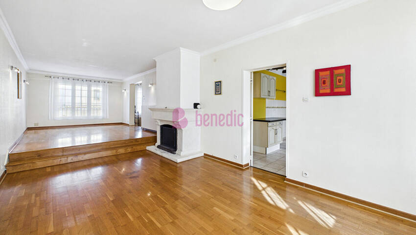 60152374d - Attribut alt par défaut.