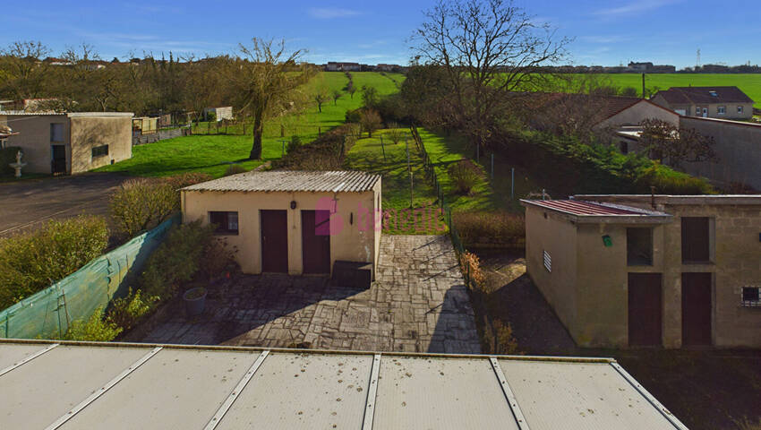 60152374o - Attribut alt par défaut.