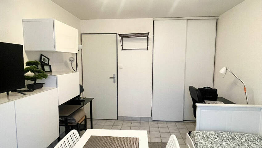 60113903a - Attribut alt par défaut.