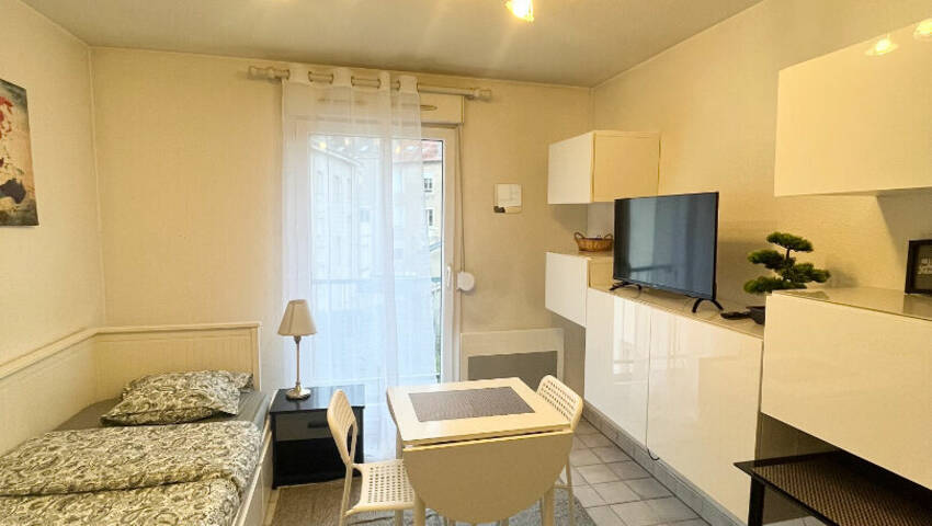 60113903b - Attribut alt par défaut.