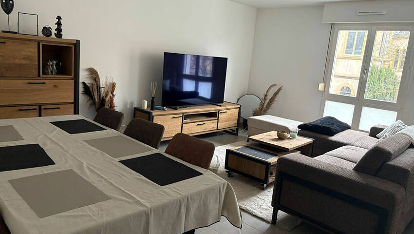 60156679b - Attribut alt par défaut.