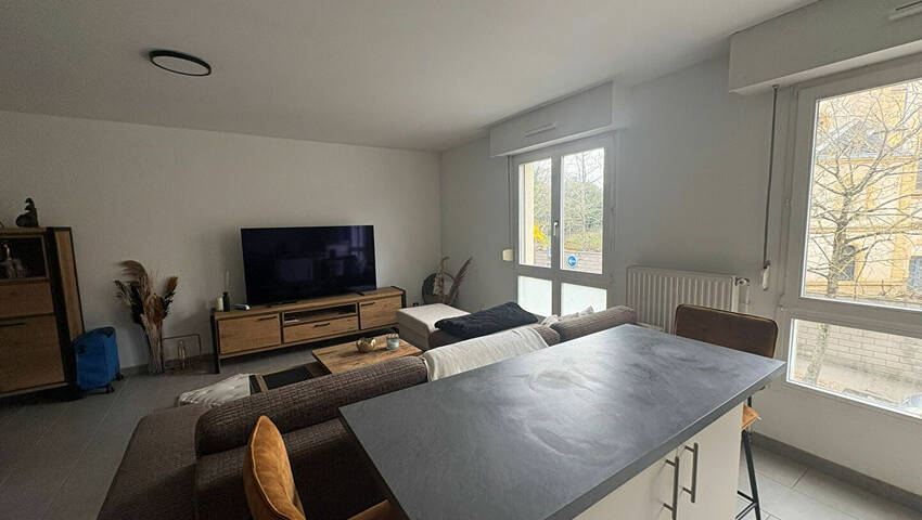 60156679d - Attribut alt par défaut.