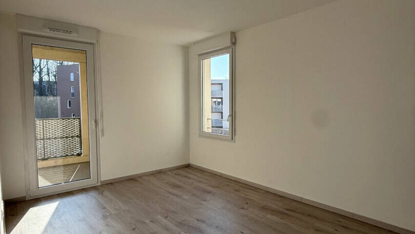 60157441e - Attribut alt par défaut.