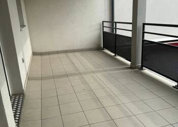 57071602a - Attribut alt par défaut.