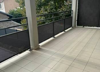 57071602b - Attribut alt par défaut.