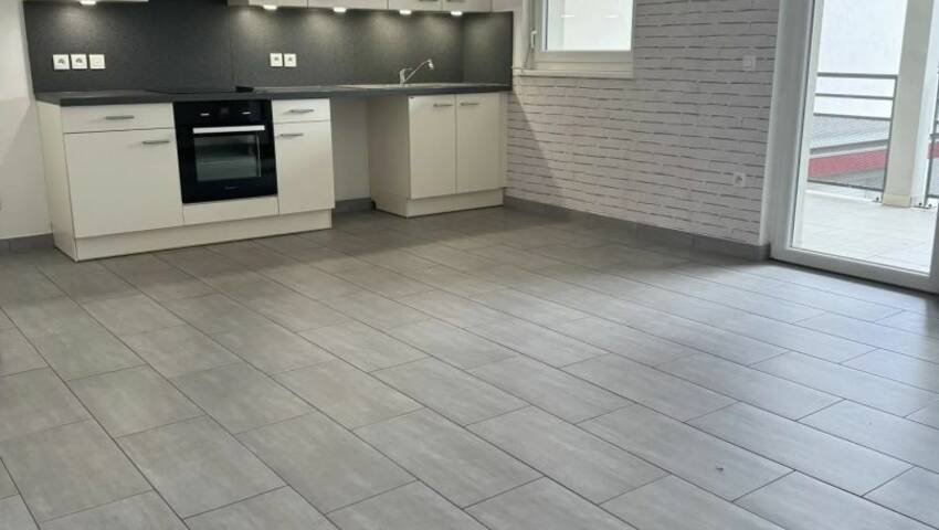 57071602c - Attribut alt par défaut.