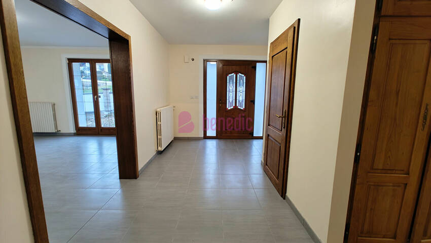 59662907c - Attribut alt par défaut.