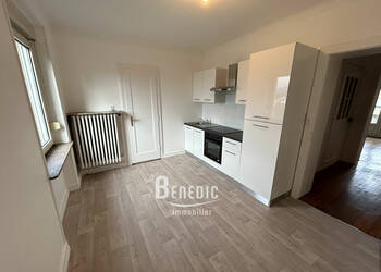 51994018a - Attribut alt par défaut.