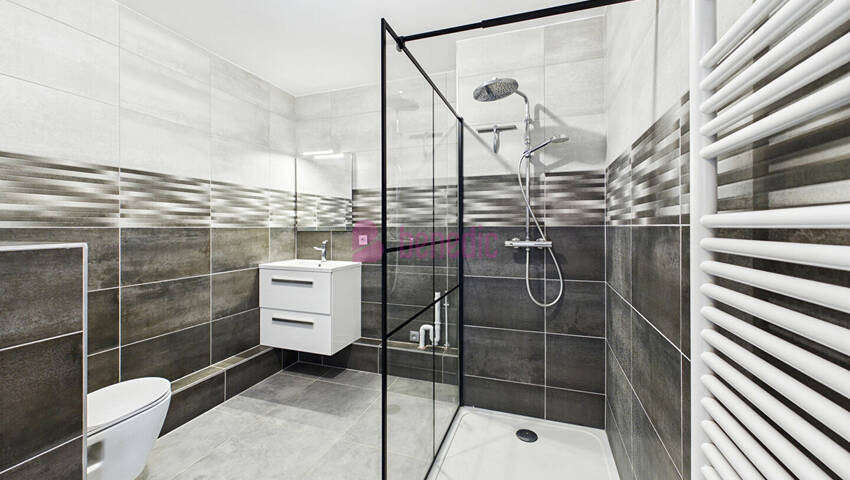 60158356g - Attribut alt par défaut.