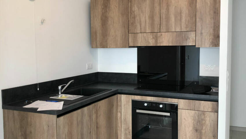 60174351a - Attribut alt par défaut.