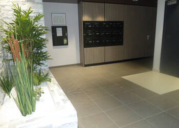 40222773a - Attribut alt par défaut.