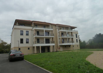 40222773b - Attribut alt par défaut.