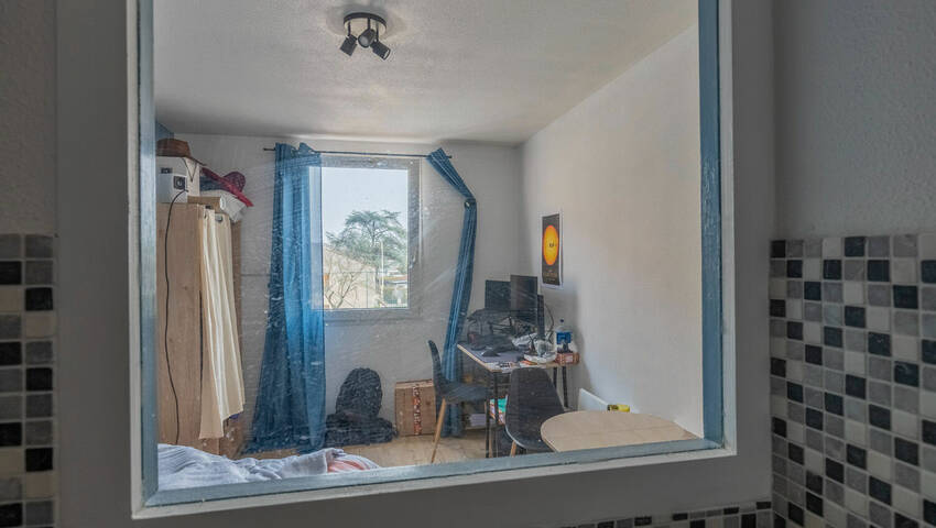 60184288g - Attribut alt par défaut.