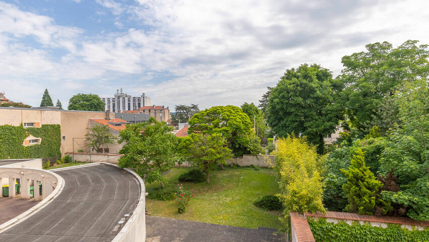 60184288p - Attribut alt par défaut.