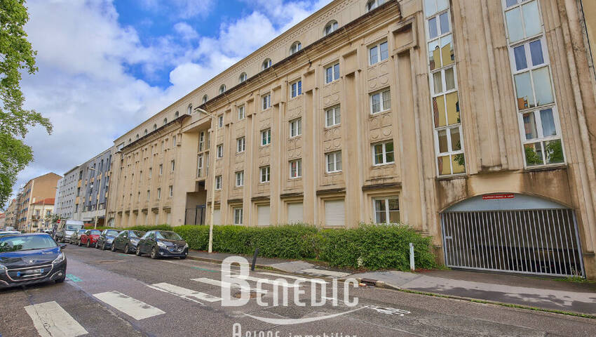 60183815i - Attribut alt par défaut.