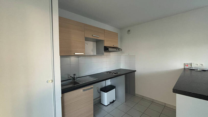 60184736c - Attribut alt par défaut.