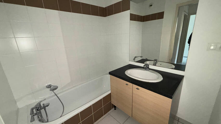 60184736e - Attribut alt par défaut.