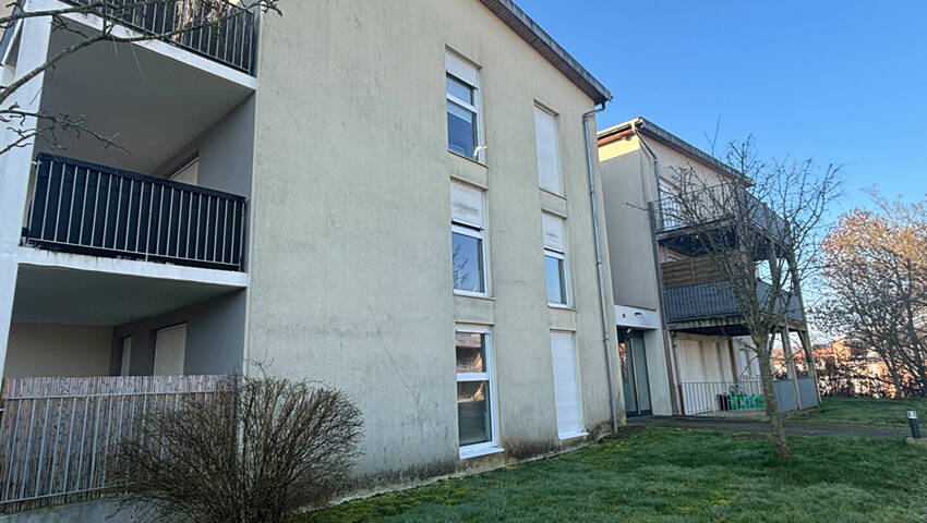 60184736f - Attribut alt par défaut.