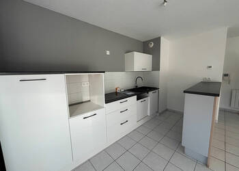 60184637c - Attribut alt par défaut.