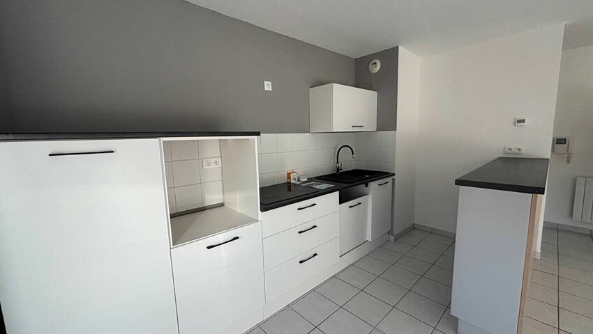 60184637c - Attribut alt par défaut.