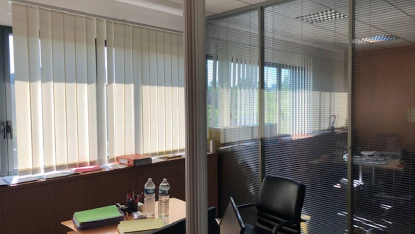 Publique 53969161 nr 3 - Attribut alt par défaut.