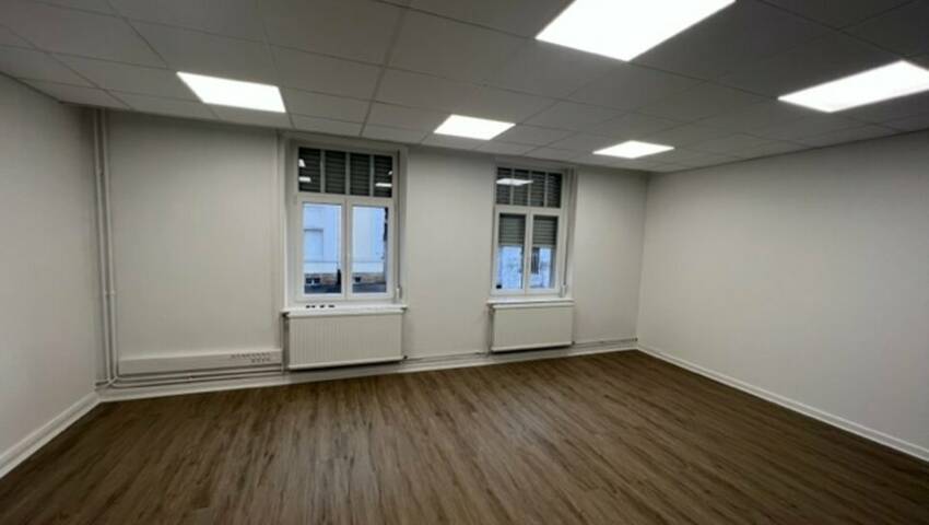 638144736 bureauxclo 3 - Attribut alt par défaut.