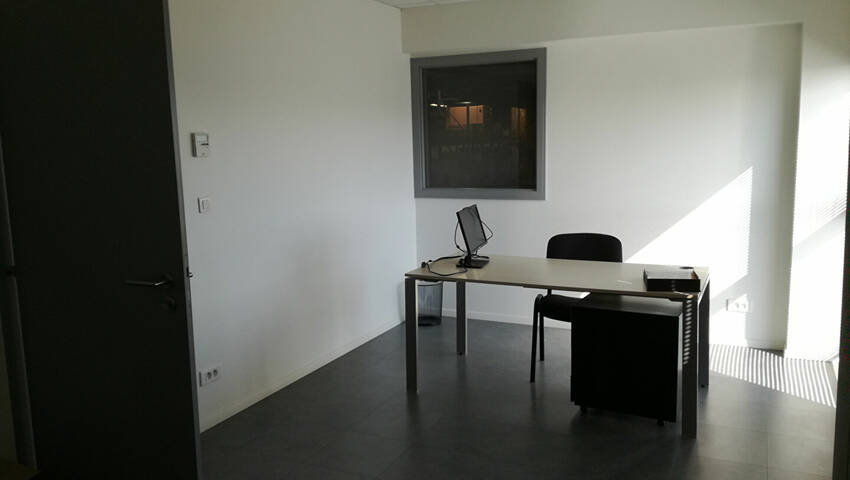 Publique 58791973 nr 6 - Attribut alt par défaut.