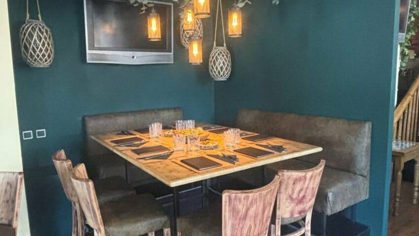 385189074 57 25740 12 - Attribut alt par défaut.