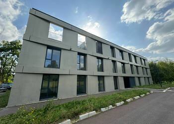 Publique 57397679 nr 1 - Attribut alt par défaut.