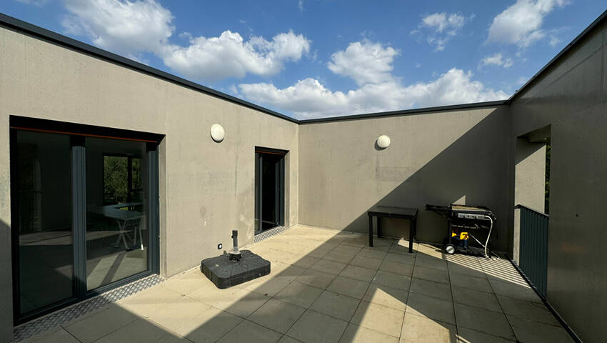 Publique 57397679 nr 9 - Attribut alt par défaut.