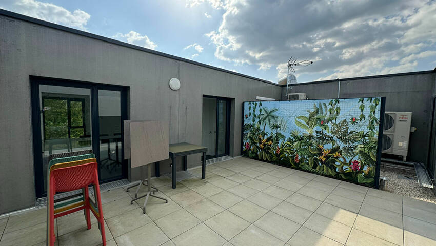 Publique 57397636 nr 12 - Attribut alt par défaut.