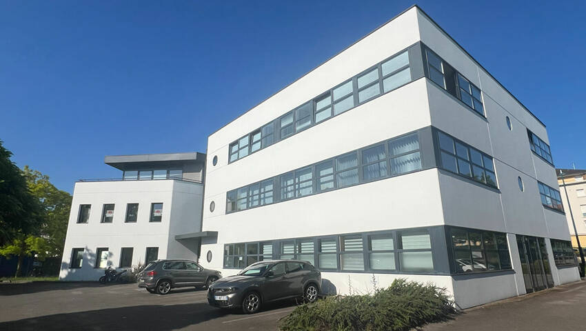 Publique 57955262 nr 1 - Attribut alt par défaut.