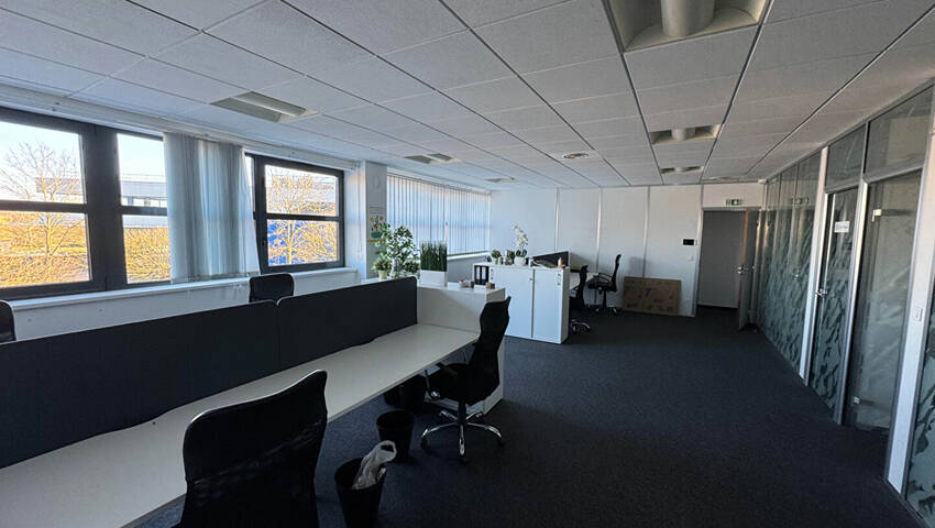 Publique 57955262 nr 3 - Attribut alt par défaut.