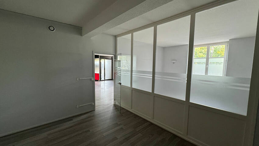 Publique 58743058 nr 5 - Attribut alt par défaut.