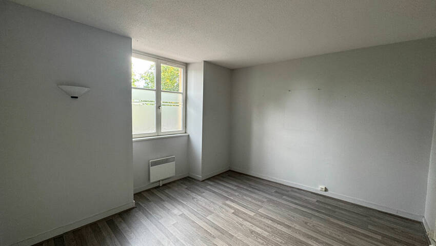 Publique 58743058 nr 6 - Attribut alt par défaut.