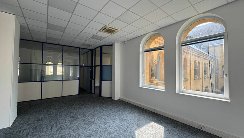 57 25739 6 - Attribut alt par défaut.