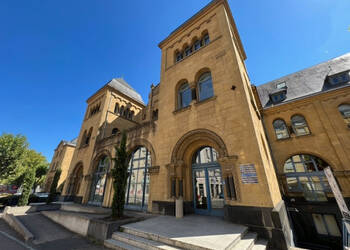 Publique 47945470 nr 1 - Attribut alt par défaut.