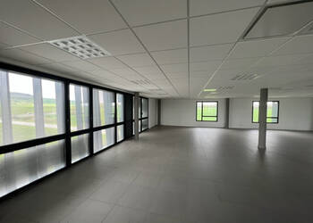 Publique 52774796 nr 3 - Attribut alt par défaut.