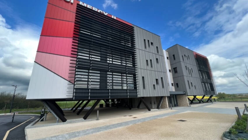 Publique 52774608 nr 1 - Attribut alt par défaut.