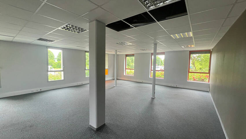 Publique 56302745 nr 5 - Attribut alt par défaut.